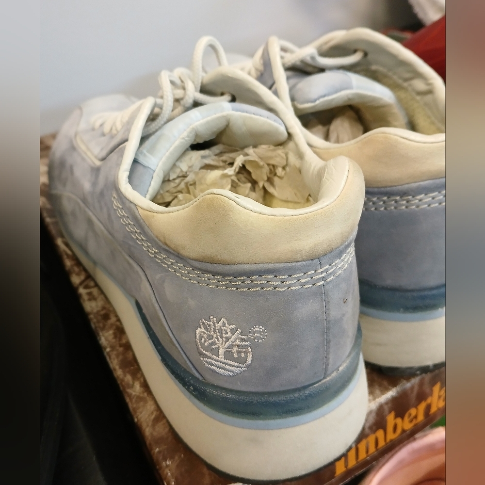 Pre-loved Women's Powder Blue Timberland Sneakers